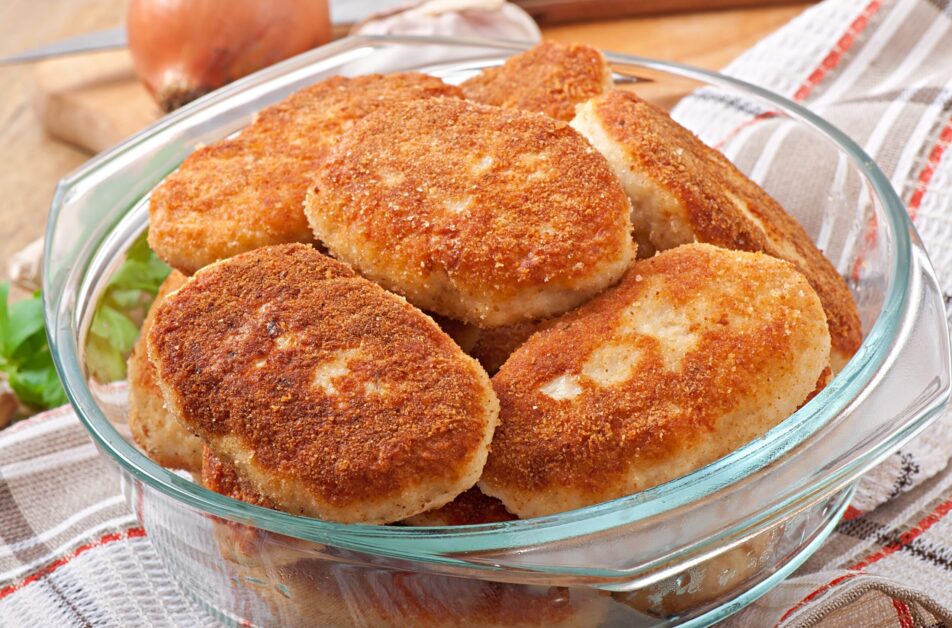 Homemade Aloo Keema Cutlets | Spicy Minced Meat-Stuffed Potato Tikkis