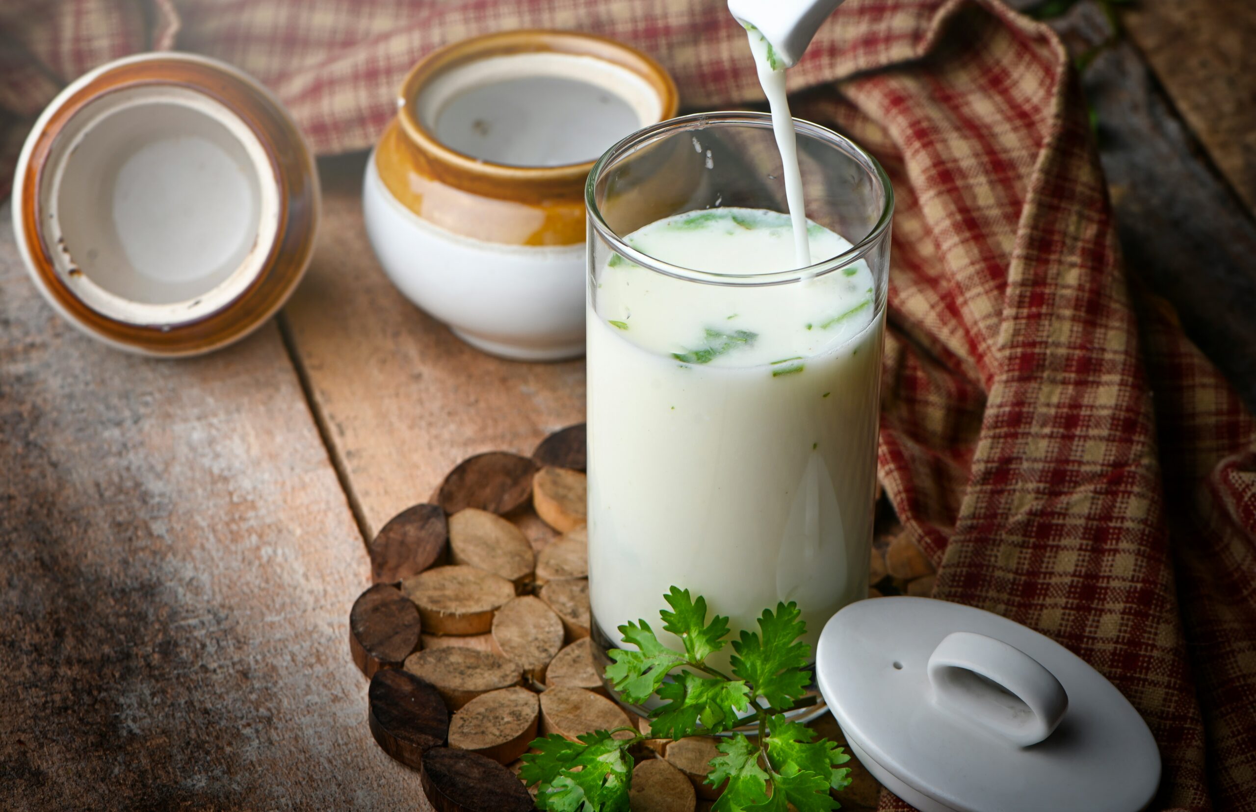 Is Buttermilk Good for Weight Loss? (Science + Tips)
